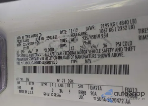 2013 Ford Escape Titanium z USA, uszkodzony, nr VIN 1FMCU9J90DUB90153